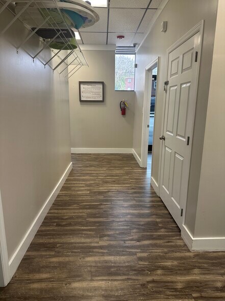 1210 Noccalula Rd, Gadsden, AL à vendre - Photo intérieure – Image 3 sur 6