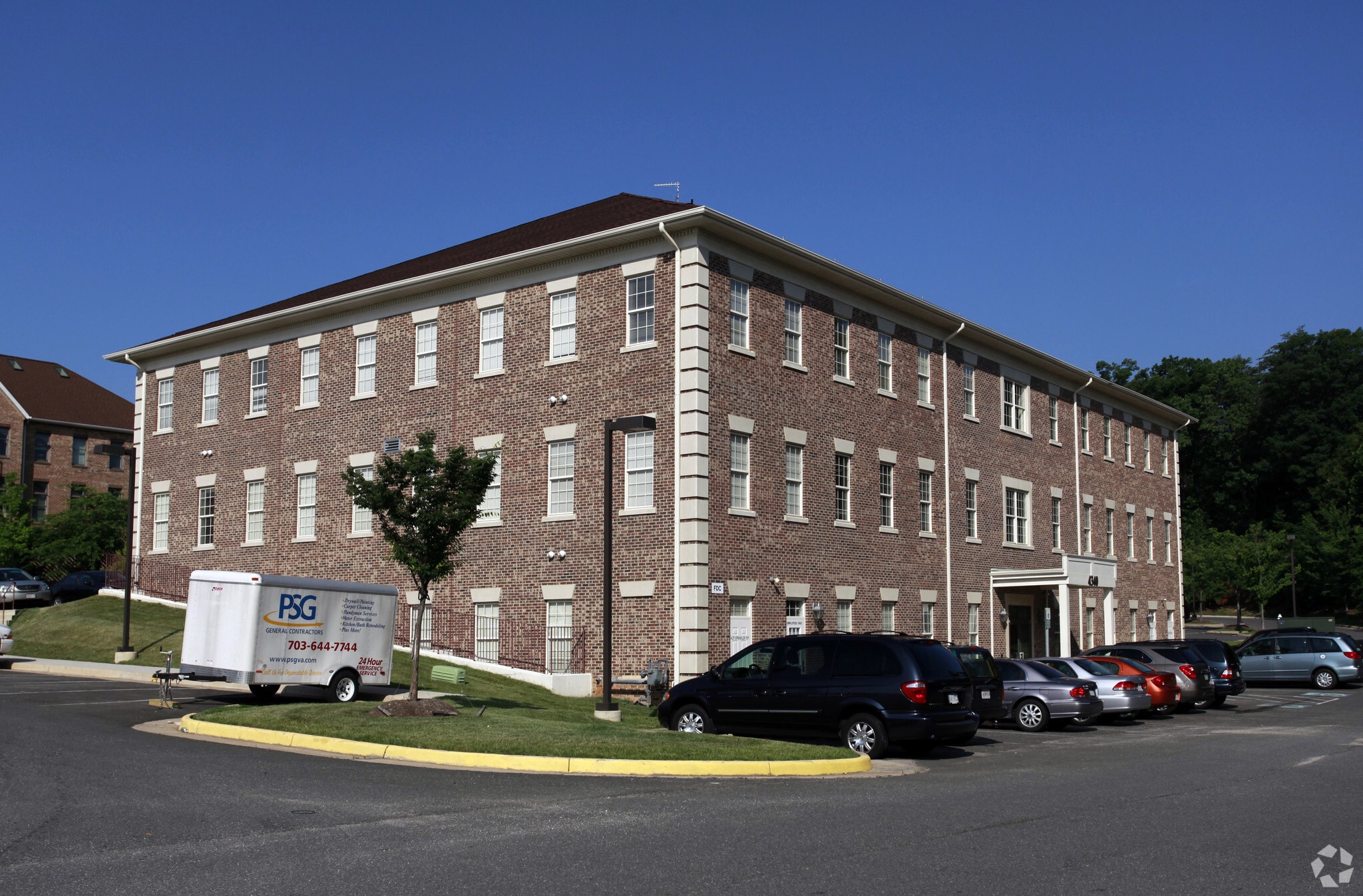 4340 Prince William Pky, Woodbridge, VA à louer Photo principale– Image 1 sur 5