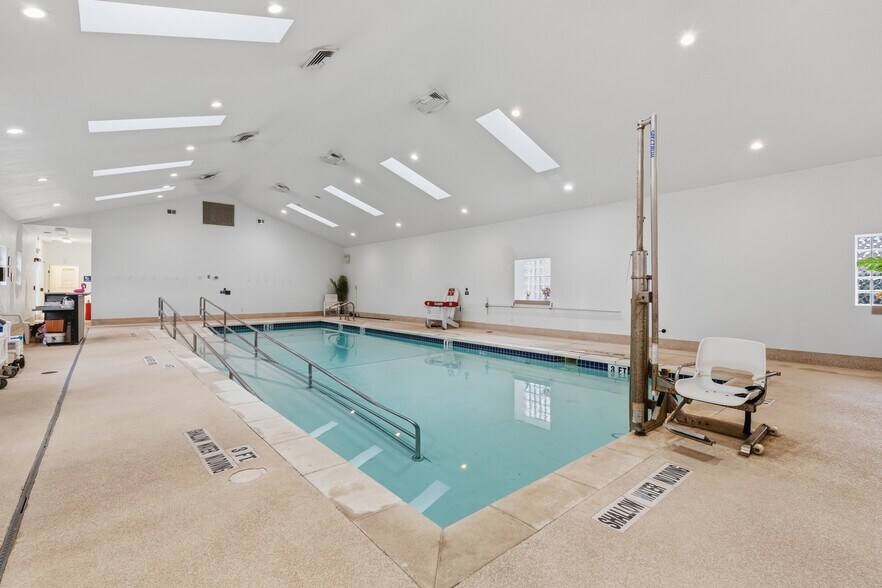 507 Pittsburgh St, Springdale, PA à vendre - Photo intérieure – Image 3 sur 28