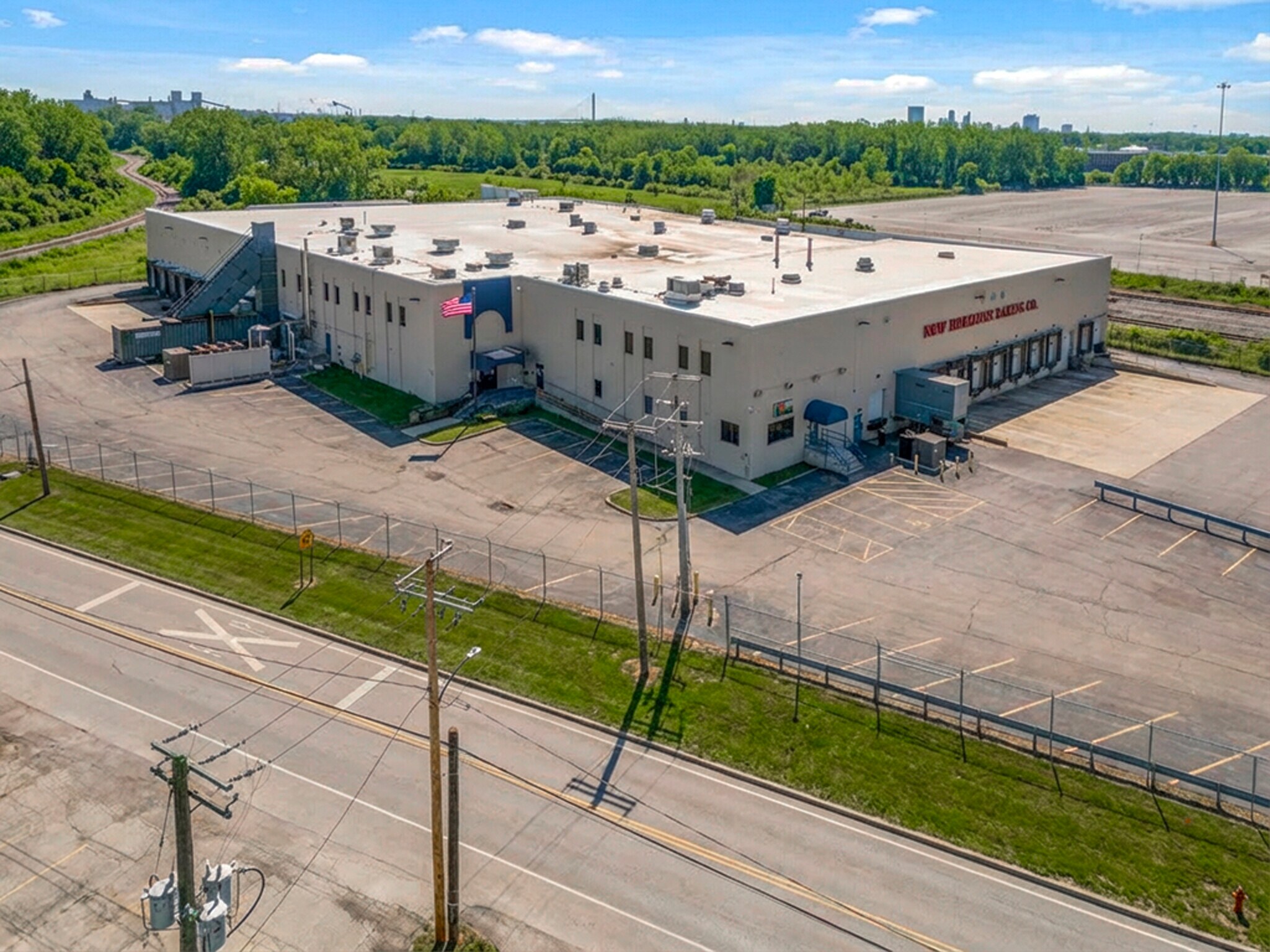 1015 New York Ave, Toledo, OH à vendre Photo principale– Image 1 sur 25