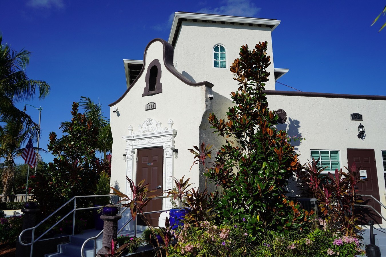 View Photo