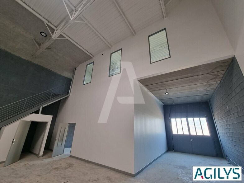 269 Rue Du Maréchal Juin, Vaux-le-Pénil à louer - Photo intérieure – Image 2 sur 15
