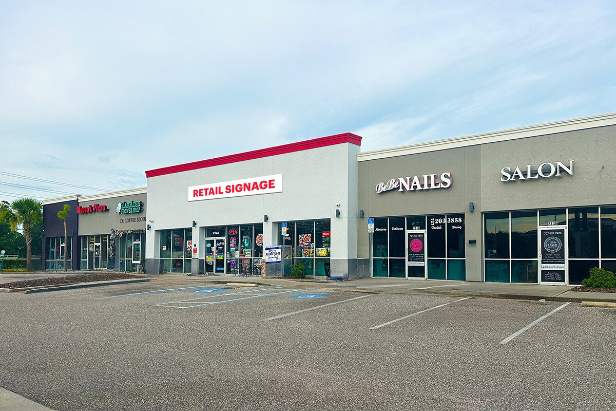 2130-2160 Corporate Center Dr, Trinity, FL à louer Photo de l’immeuble– Image 1 sur 4