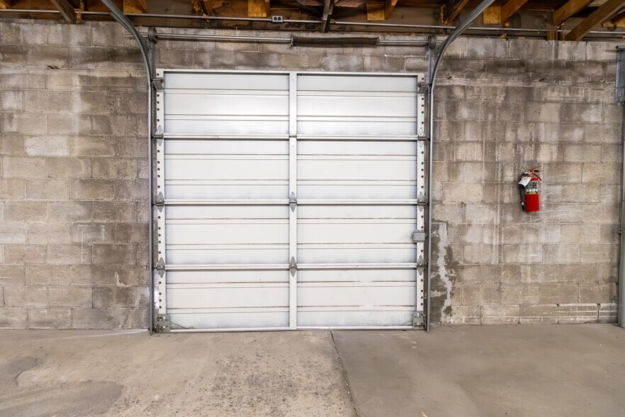 902 S 1st Ave, Pocatello, ID à louer - Photo de l’immeuble – Image 3 sur 44