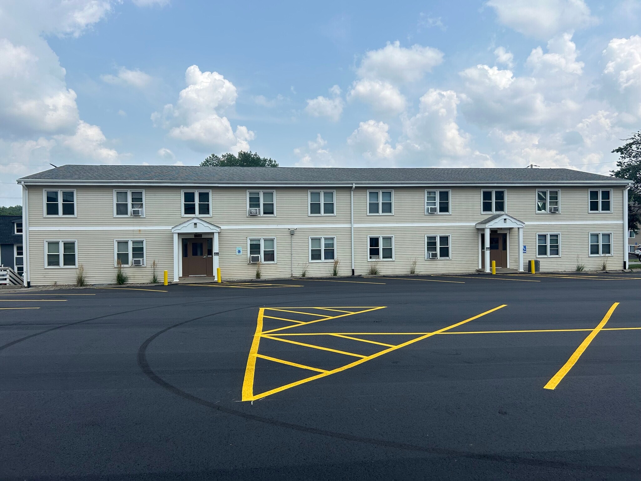 2519 Clarkson Ave, Des Moines, IA à vendre Photo principale– Image 1 sur 17