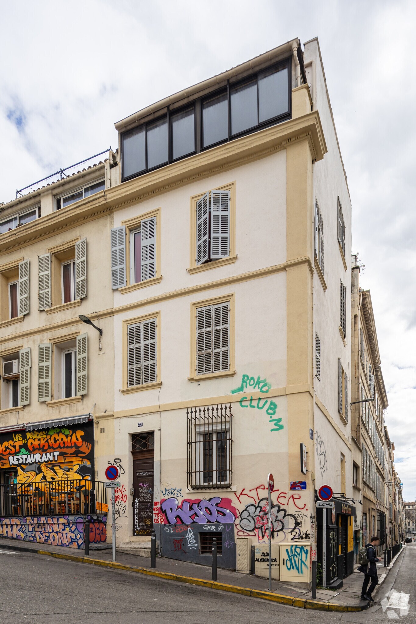 Local commercial dans Marseille à louer Photo principale– Image 1 sur 2