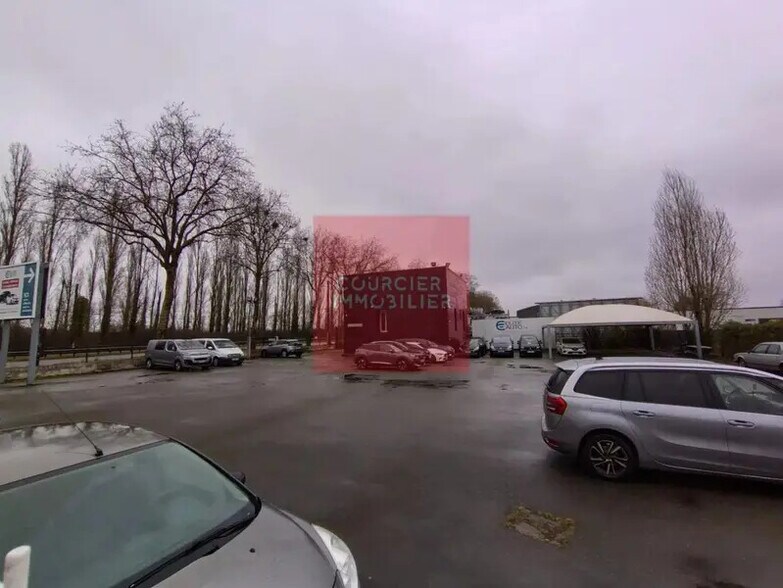 185 Route Nationale 10, Coignières à louer - Photo de l’immeuble – Image 3 sur 9