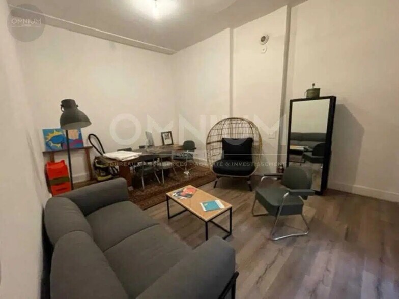 Bureau dans Lyon à louer - Photo de l’immeuble – Image 2 sur 5