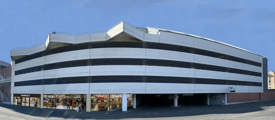 Local commercial dans Fécamp à louer - Photo de l’immeuble – Image 2 sur 4