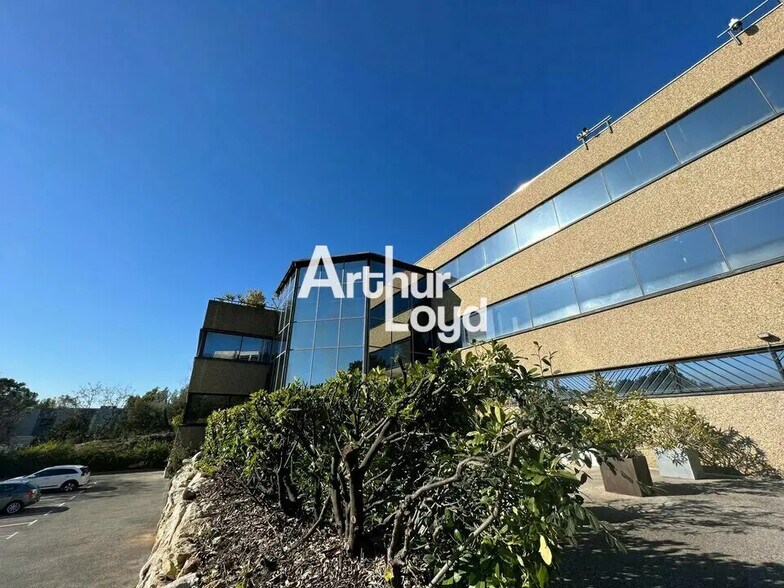 Bureau dans Valbonne à louer - Photo de l’immeuble – Image 3 sur 8