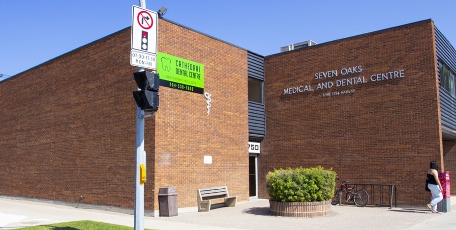 1750 Main St, Winnipeg, MB à louer Photo principale– Image 1 sur 3