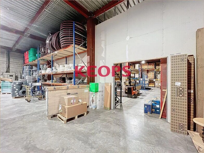 Local d'activités dans Toulouse à vendre - Photo de l’immeuble – Image 3 sur 8