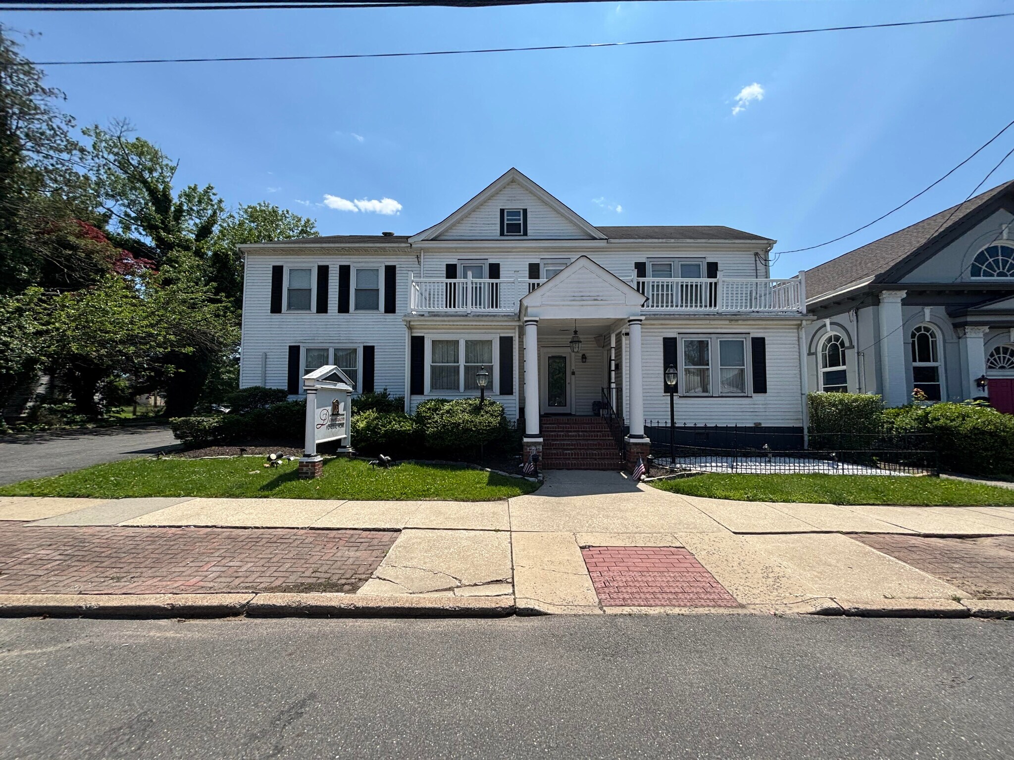 214 W Front St, Florence, NJ à vendre Photo principale– Image 1 sur 6