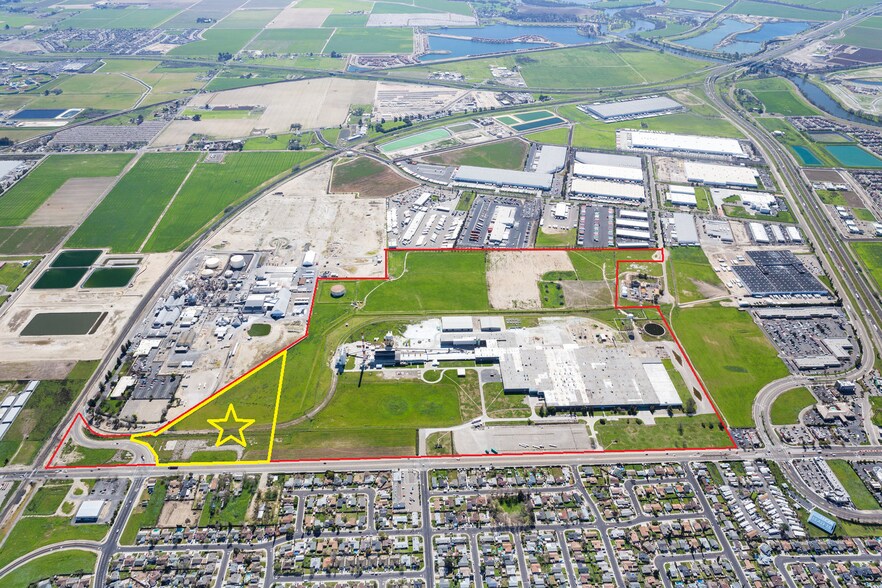 500 E Louise Ave, Lathrop, CA à louer - Aérien – Image 1 sur 1