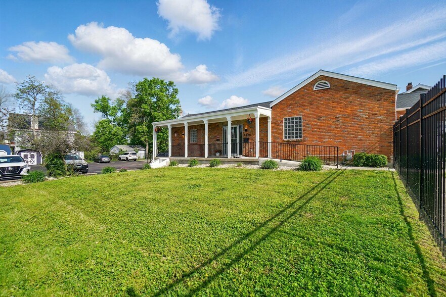 3425 Glenmore Ave, Cincinnati, OH à vendre - Photo de l’immeuble – Image 3 sur 49
