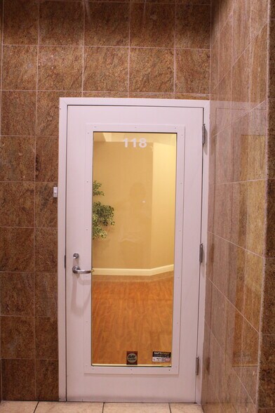 2234 El Camino Real, Santa Clara, CA à louer - Photo de l’immeuble – Image 1 sur 18