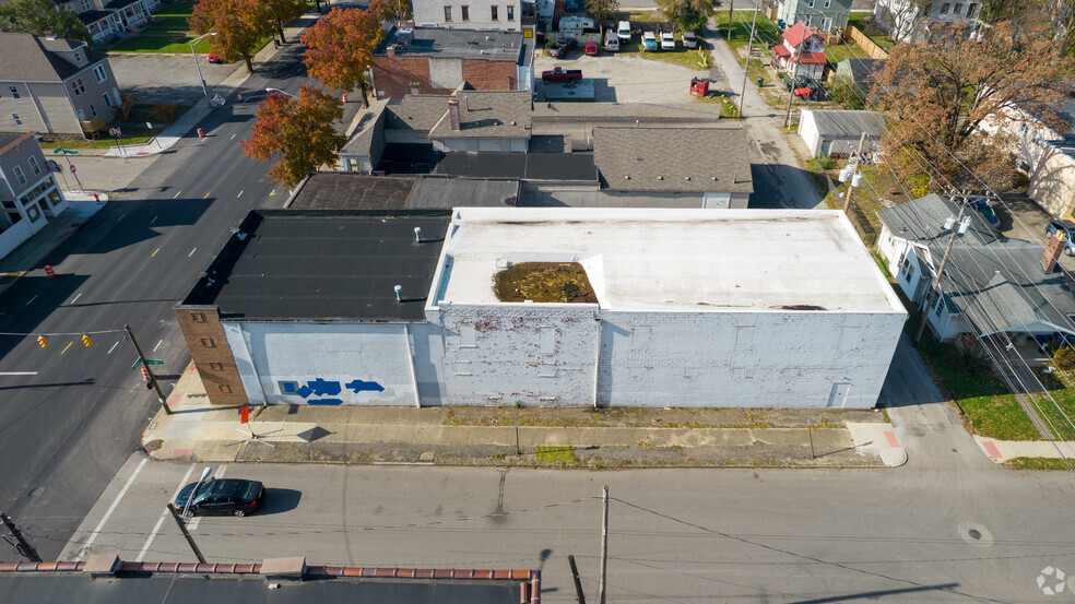 1268 W Broad St, Columbus, OH à louer - Photo de l’immeuble – Image 2 sur 8