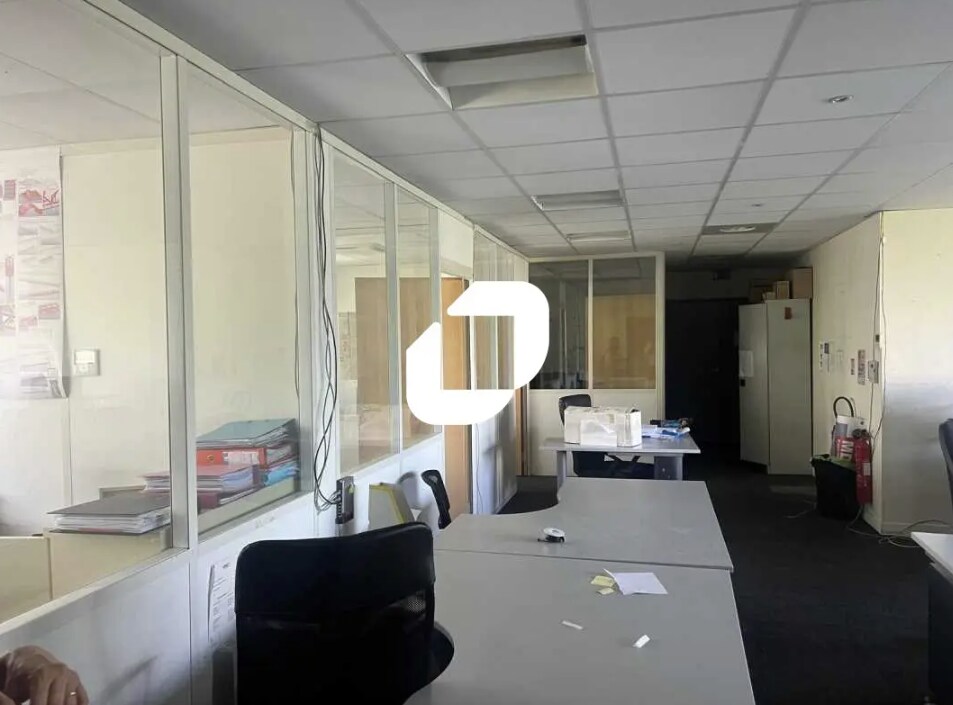 55 Rue Du Capitaine Guynemer, Courbevoie à louer Photo intérieure– Image 1 sur 6