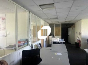 55 Rue Du Capitaine Guynemer, Courbevoie à louer Photo intérieure– Image 1 sur 6