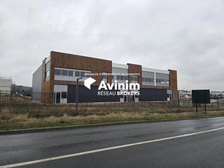 Industriel/Logistique dans Louvres à louer - Photo de l’immeuble – Image 1 sur 5