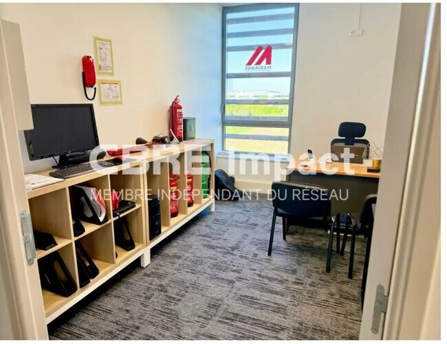 Plus de détails pour Bureau à louer