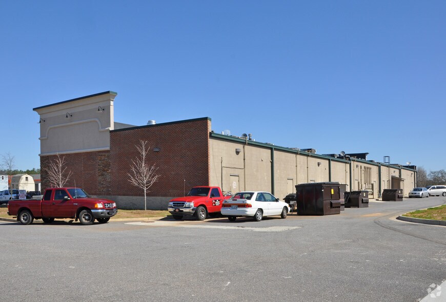 2120 W Spring St, Monroe, GA à vendre - Photo de l’immeuble – Image 2 sur 27