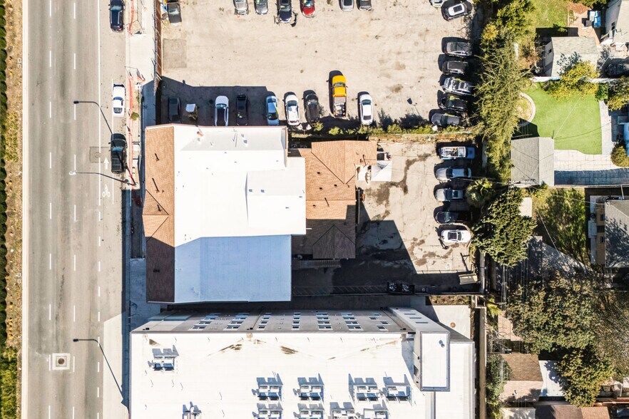 5140 Crenshaw Blvd, Los Angeles, CA à vendre - Photo de l’immeuble – Image 2 sur 11