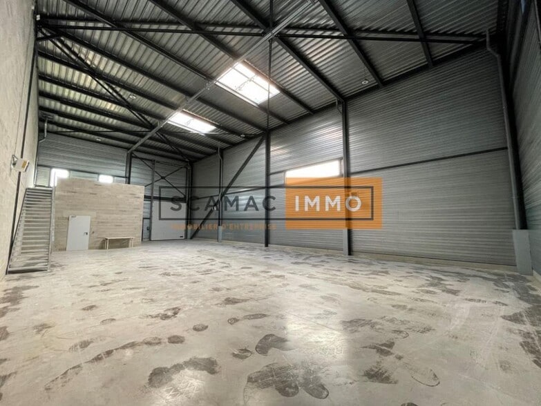 77360 Vaires-Sur-Marne, Vaires-sur-Marne à louer - Photo de l’immeuble – Image 1 sur 5