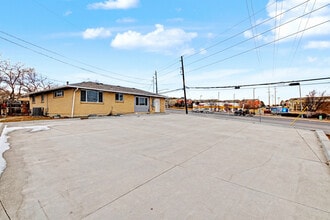 8326 Quivas Way, Denver, CO à louer Photo intérieure– Image 2 sur 20