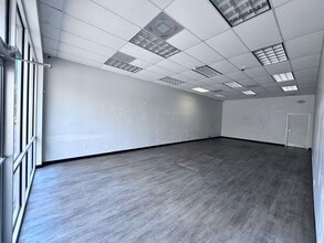 2135-2150 Howland Blvd, Deltona, FL à louer Photo intérieure– Image 2 sur 8