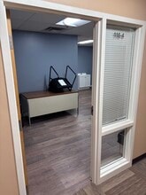 2901 Ohio Blvd, Terre Haute, IN à louer Photo intérieure– Image 2 sur 10