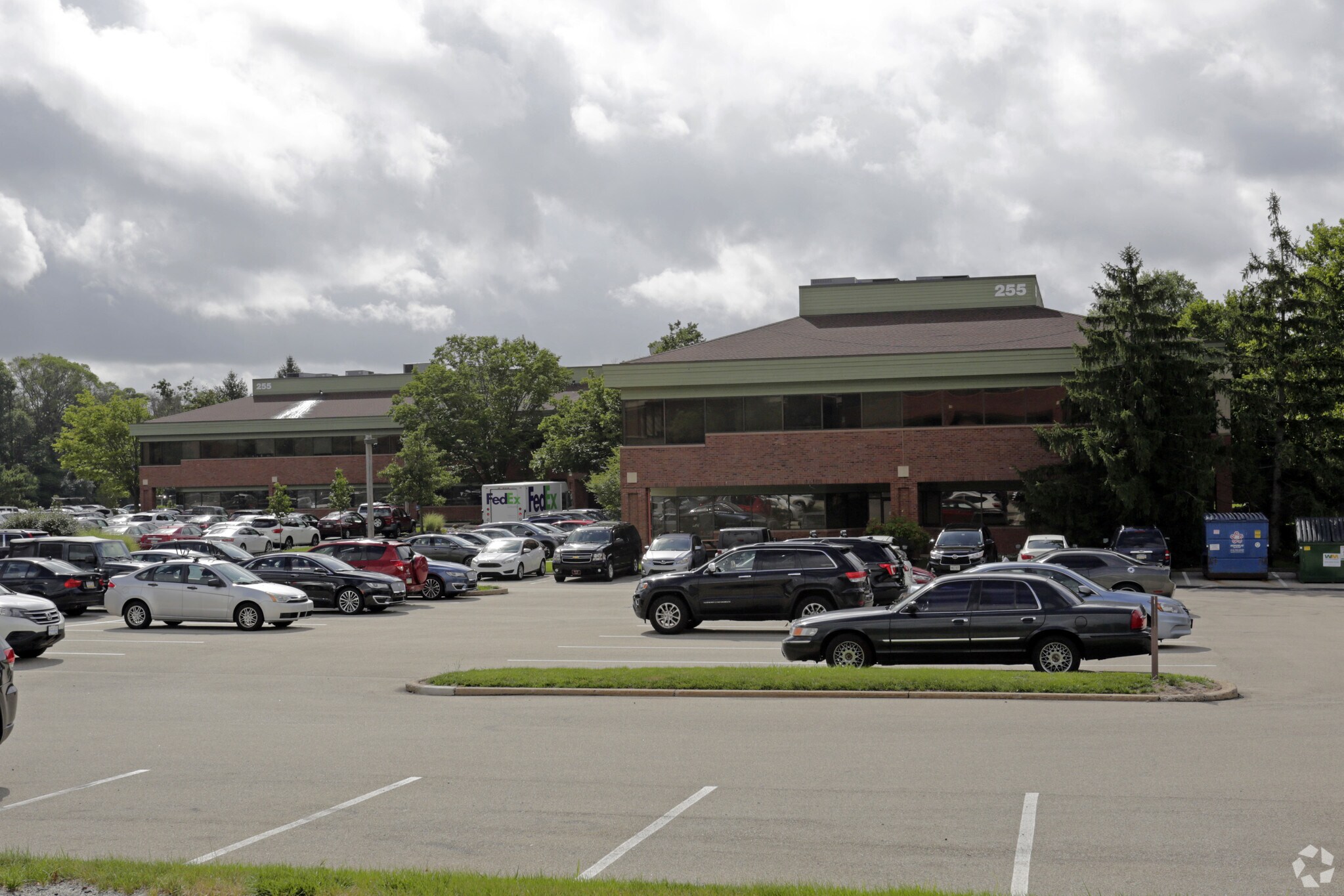255 Business Center Dr, Horsham Township, PA à vendre Photo principale– Image 1 sur 8