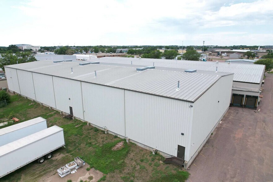 808 W Cherokee St, Sioux Falls, SD à louer - Photo de l’immeuble – Image 2 sur 8