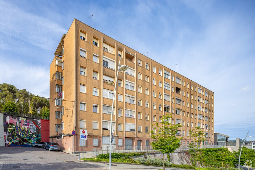 Immeuble residentiel dans Rubí, Barcelona à vendre - Photo de l’immeuble – Image 1 sur 1