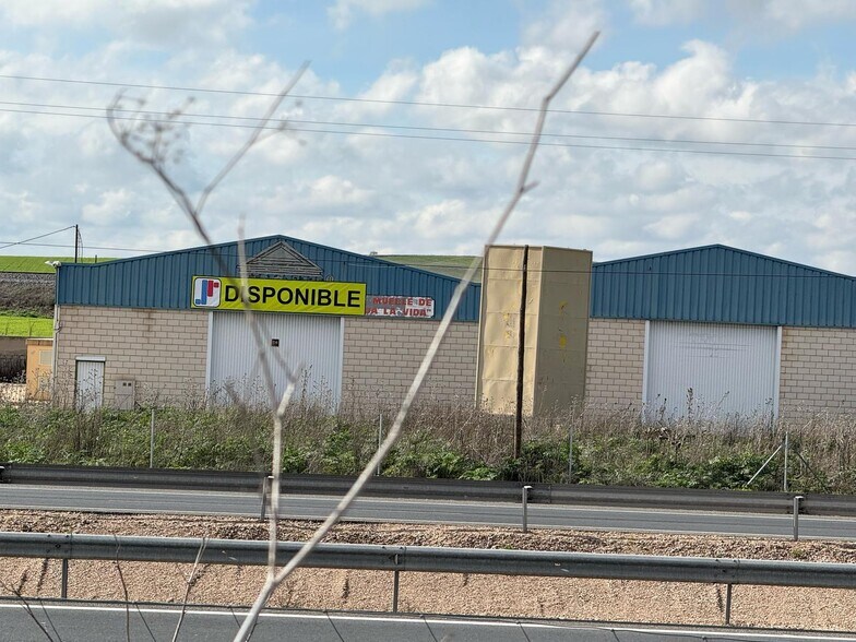Industriel/Logistique dans Magán, Toledo à vendre - Photo de l’immeuble – Image 3 sur 5