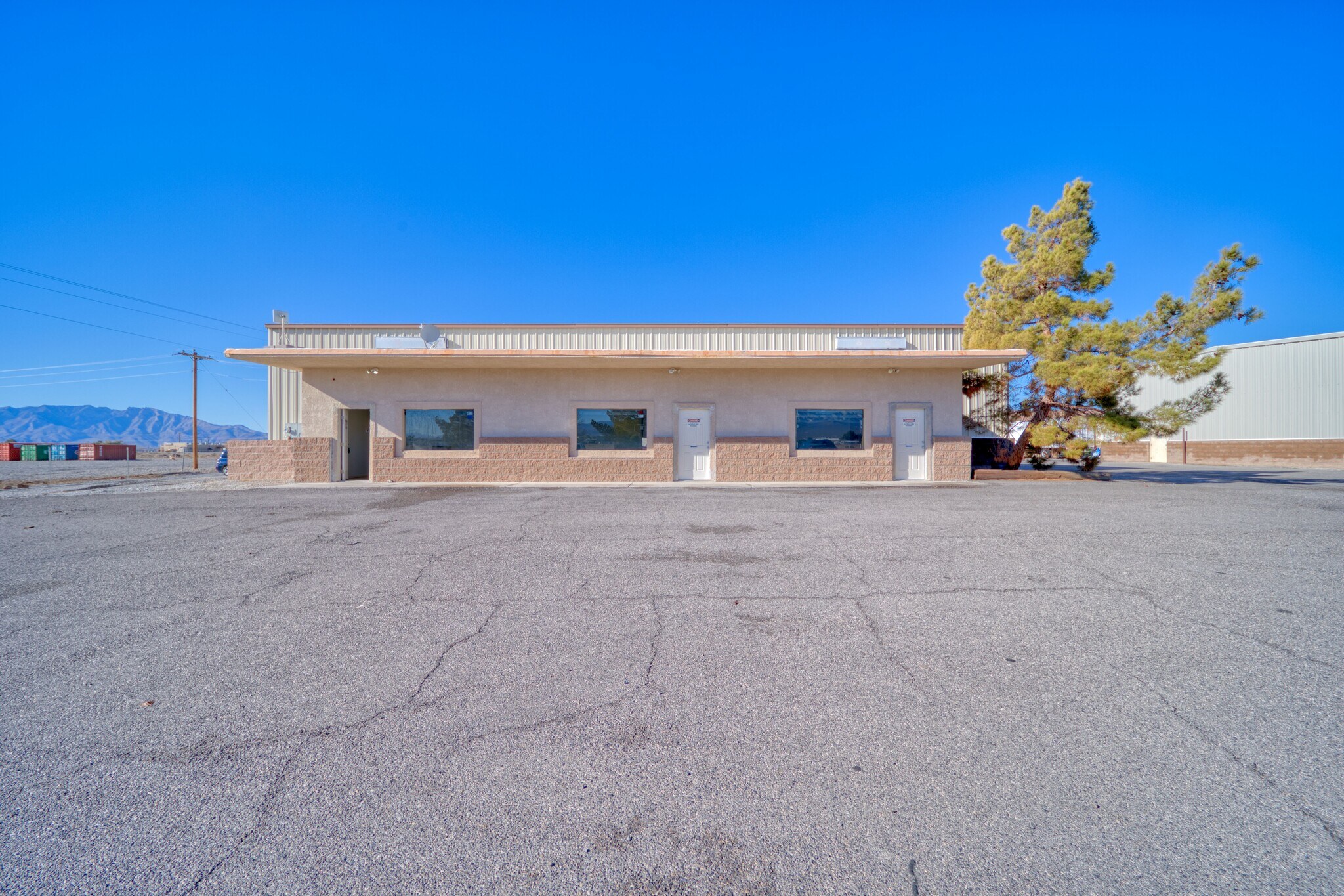800 Margaret St, Pahrump, NV à louer Photo principale– Image 1 sur 27