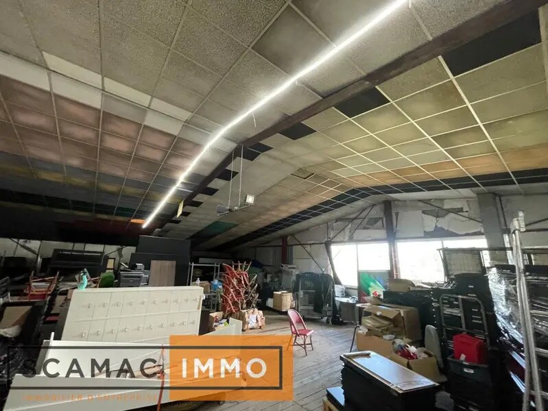 Industriel/Logistique dans Breuillet à vendre Photo de l’immeuble– Image 1 sur 11