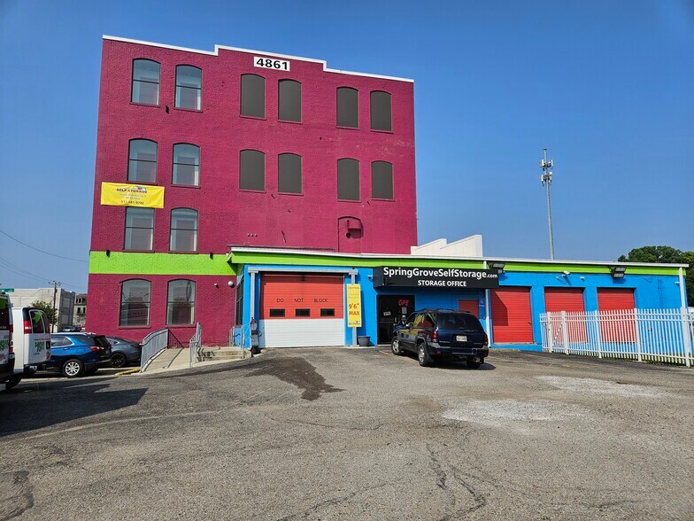 4861 Spring Grove Ave, Cincinnati, OH à louer - Photo de l’immeuble – Image 2 sur 7