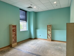 1600-1730 E Woodlawn Rd, Charlotte, NC à louer Photo de l’immeuble– Image 1 sur 2
