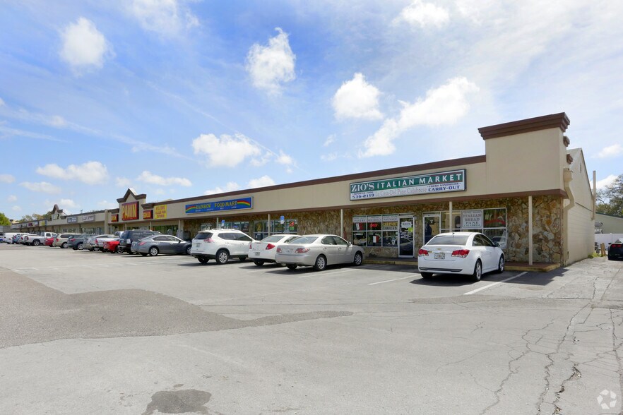 2655 E Bay Dr, Largo, FL à louer - Photo principale – Image 2 sur 2