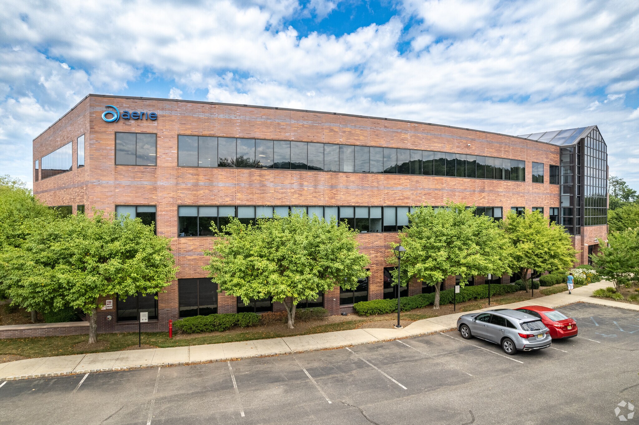 550 Hills Dr, Bedminster, NJ à louer Photo principale– Image 1 sur 7