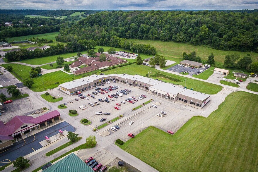 125 Settlers Center Rd, Taylorsville, KY à louer - Photo de l’immeuble – Image 3 sur 9