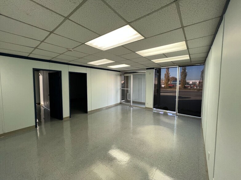 5809 98 St, Edmonton, AB à louer - Photo de l’immeuble – Image 1 sur 9