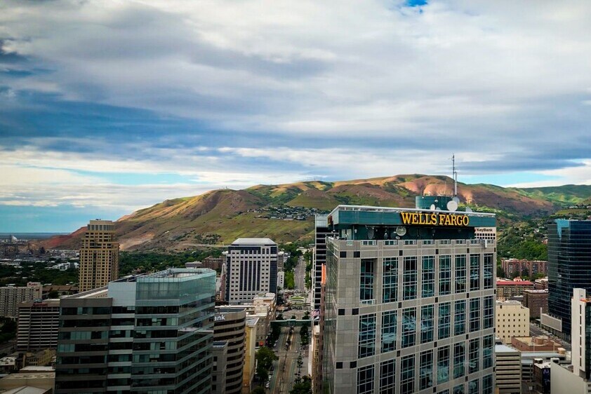 299 S Main St, Salt Lake City, UT à louer - Photo de l’immeuble – Image 2 sur 13
