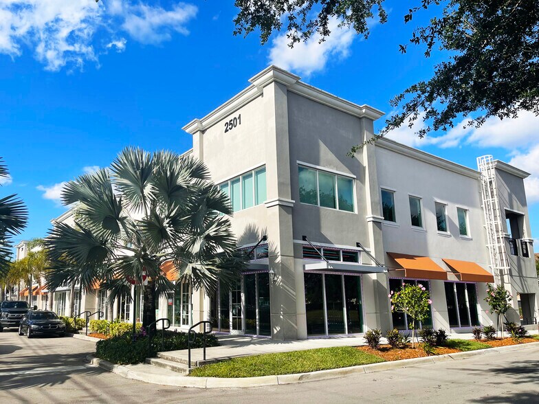 2501 Palm Ave, Miramar, FL à vendre - Photo de l’immeuble – Image 2 sur 4