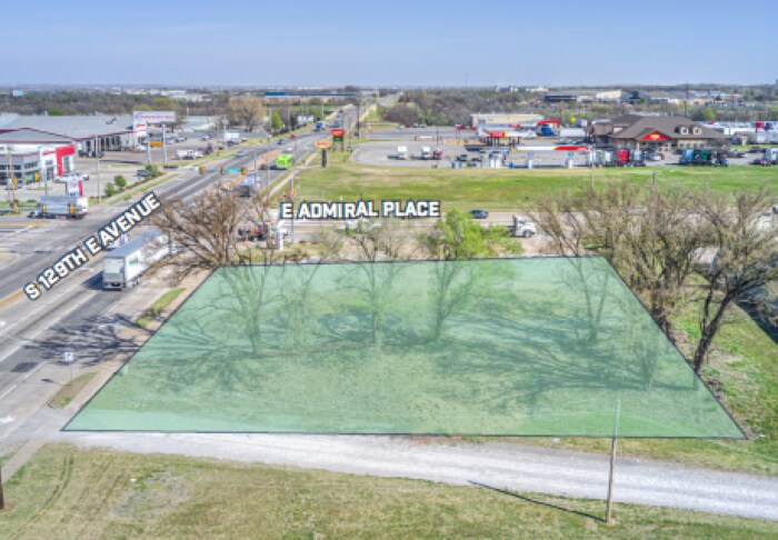 12904 E Admiral Pl, Tulsa, OK à vendre - Photo de l’immeuble – Image 2 sur 7
