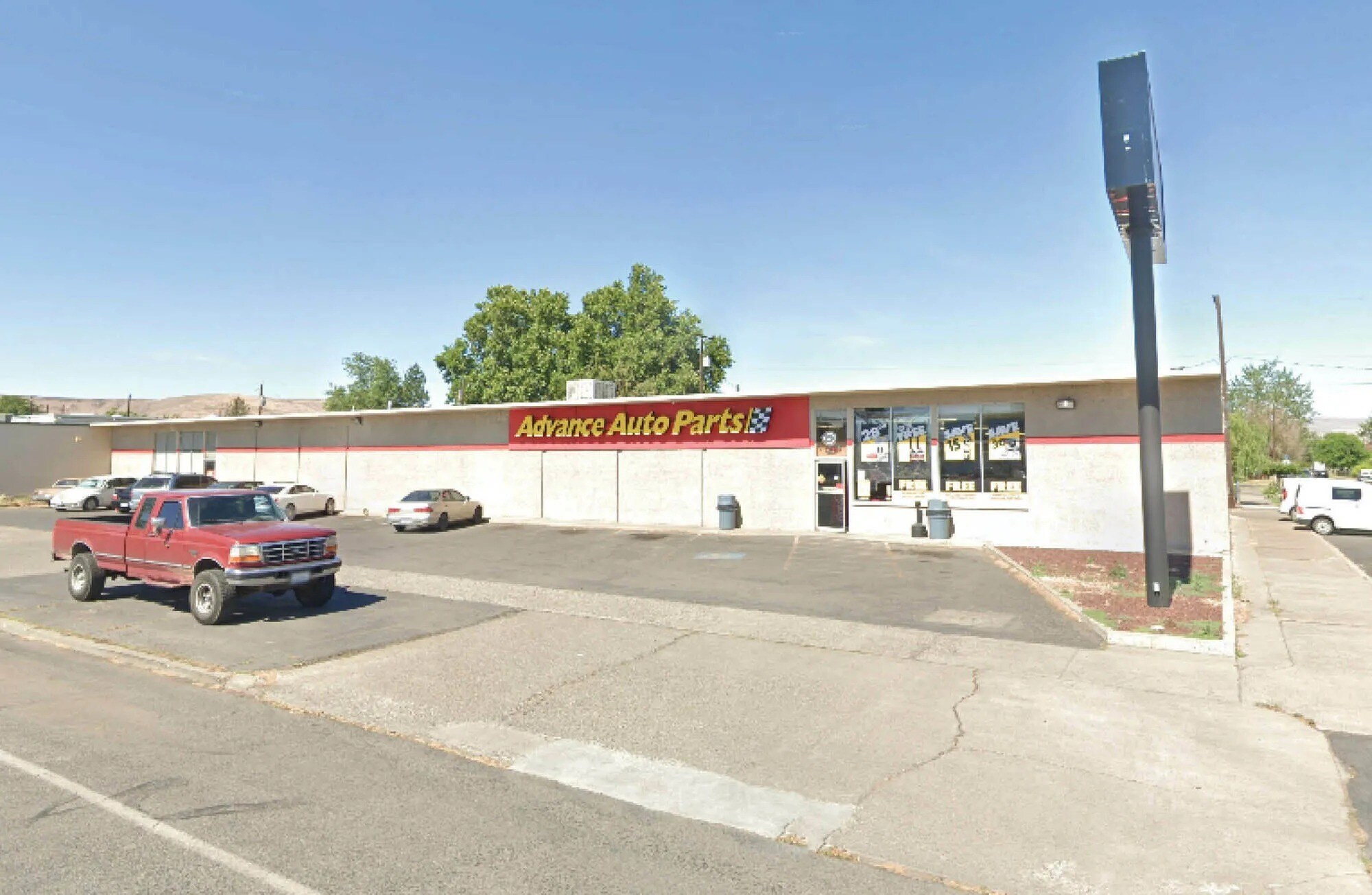 511 S 3rd St, Yakima, WA à louer Photo de l’immeuble– Image 1 sur 5