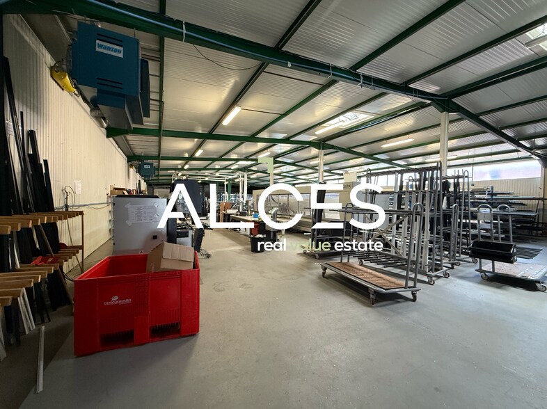 Local d’activités dans Pessac à louer - Photo intérieure – Image 3 sur 6