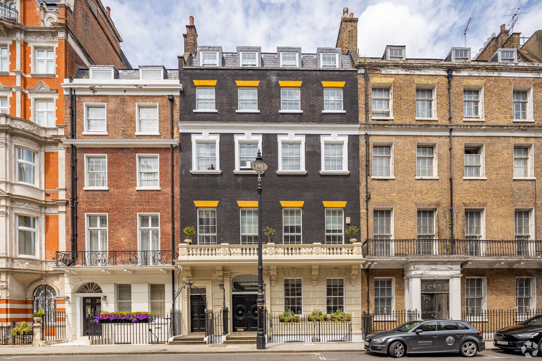 22 Hill St, Londres à louer Photo de l’immeuble– Image 1 sur 6