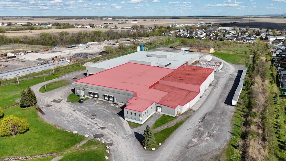 1375 Rue Brouillette, Saint-hyacinthe, QC à louer - Photo de l’immeuble – Image 1 sur 26